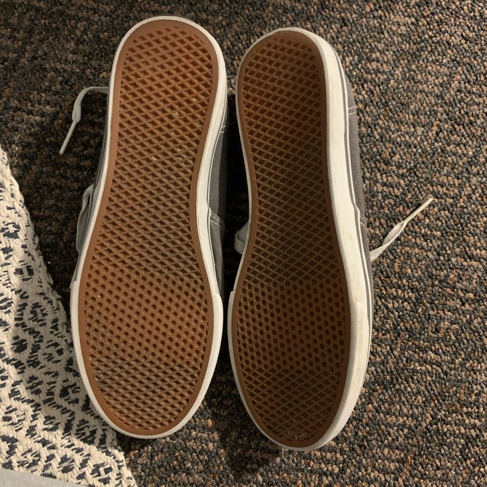 Vans - Picture 7 of 8